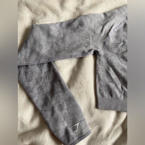 Gymshark Longsleeve Top - Picture 11 of 13